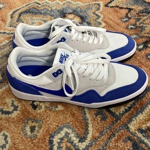 Nike SB GTS Return sneakers